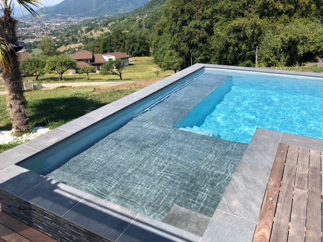 Piscine sur mesure 74